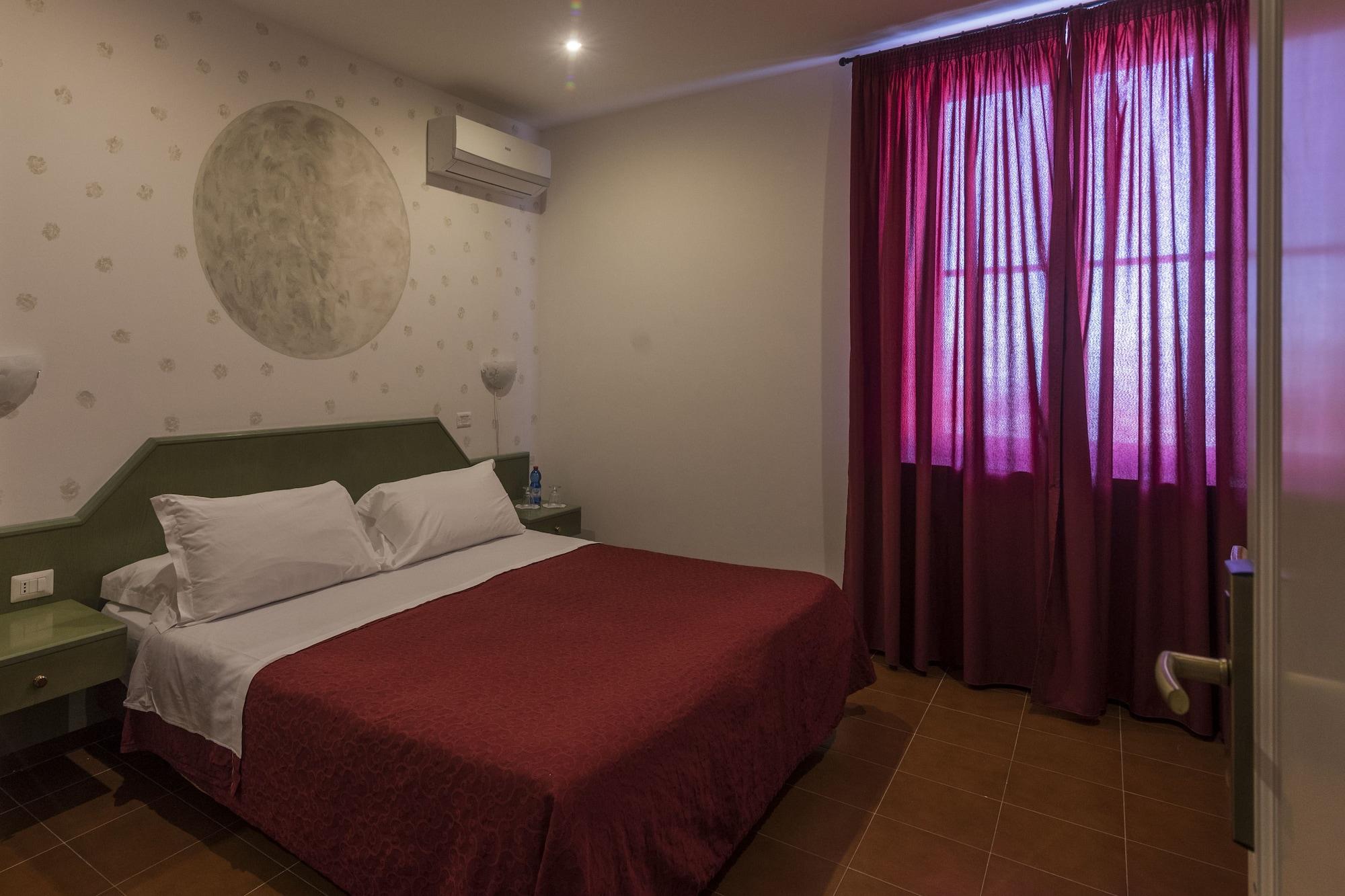 Hotel Villa Del Cardinale Norma Exteriör bild
